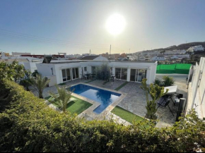 Private Pool in Villa near the Beach
